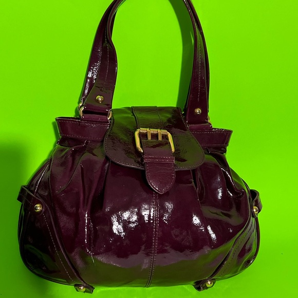 Dooney & Bourke Handbags - Dooney & Bourke Glossy Burgundy Shoulder Bag